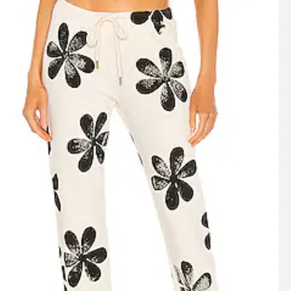 THE GREAT Daisy Stamp Cotton Sweatpant - like new - Picture 3 of 6
